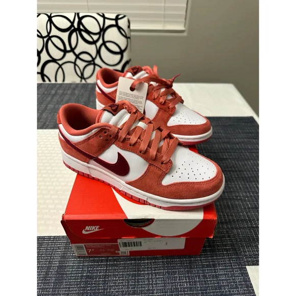 Brand New Nike Dunk Low Valentine’s Day Woman’s Size 7.5W